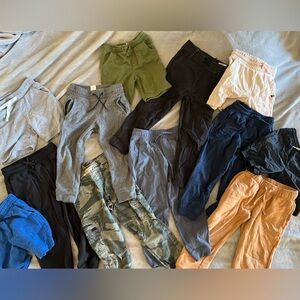 Toddler boys bundle                         pants,sweatpants and shorts
